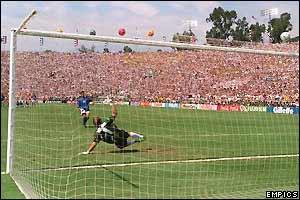 巴治奧在一九九四年世界杯決賽射失十二碼，令他抱撼一生...（英國廣播公司網站）